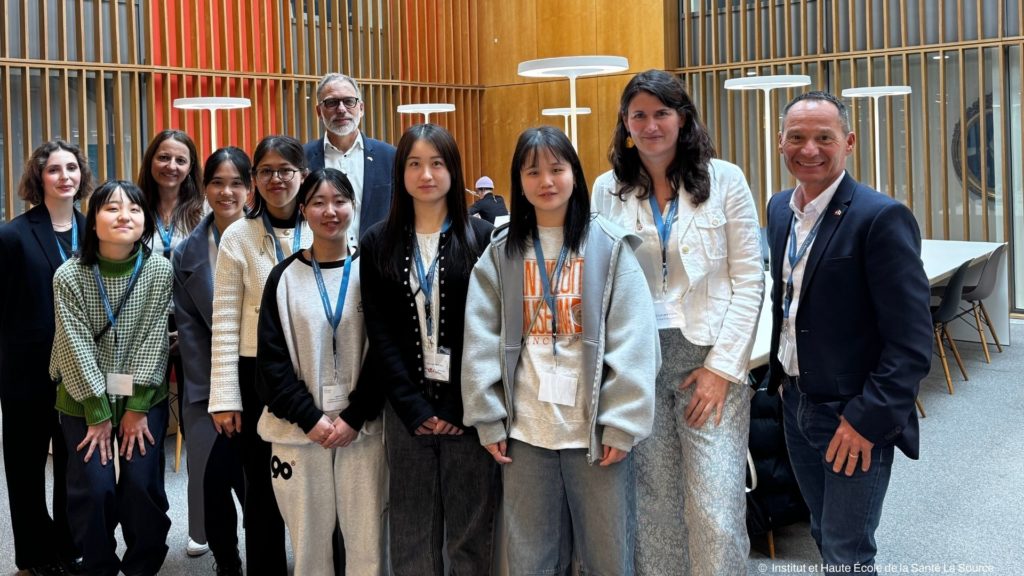 Etudiantes SU Japon La Source